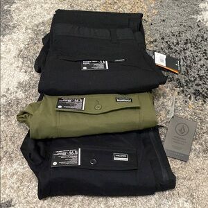 NWT Bundle Volcom Men's Black and Green Pants Size 34